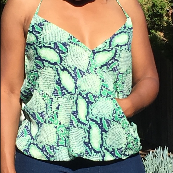 NWOT Olivaceous Halter Top - Picture 3 of 8